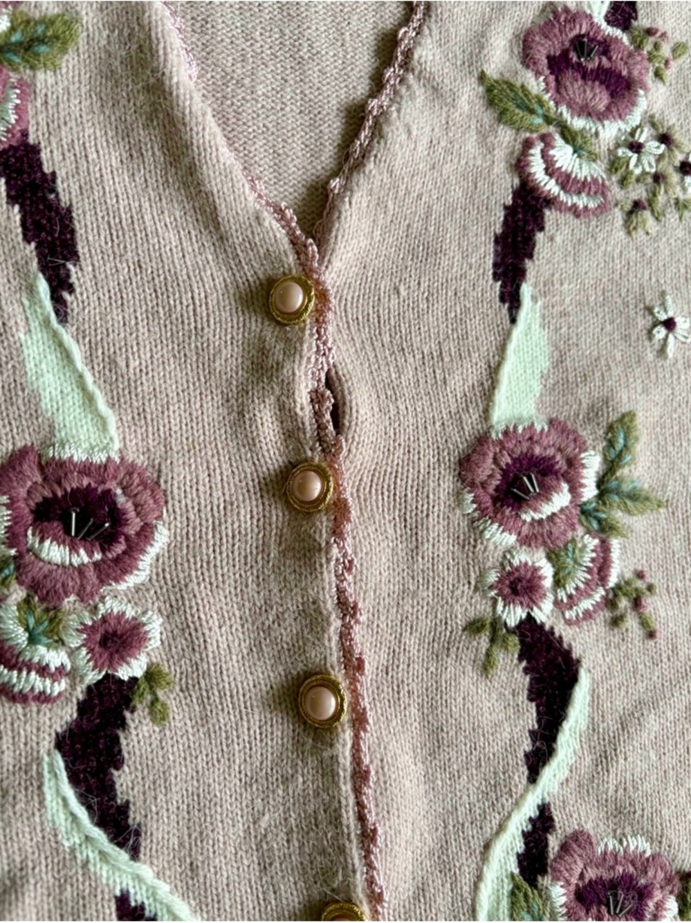 Cottagecore sweater vest - Picture 5 of 9